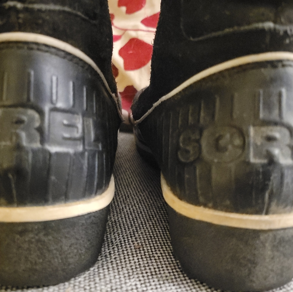 Sorel Black and Tan Winter Boots, Suede - Picture 5 of 8